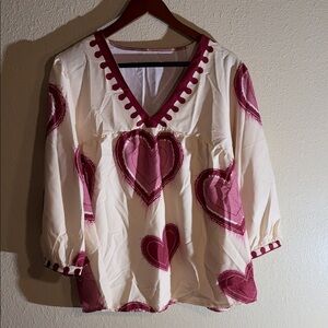 Elegant V-Neck Heart Patterned BlouseNWOT